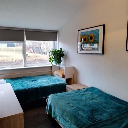 Charming Apartment Borgarnes Bagian luar foto